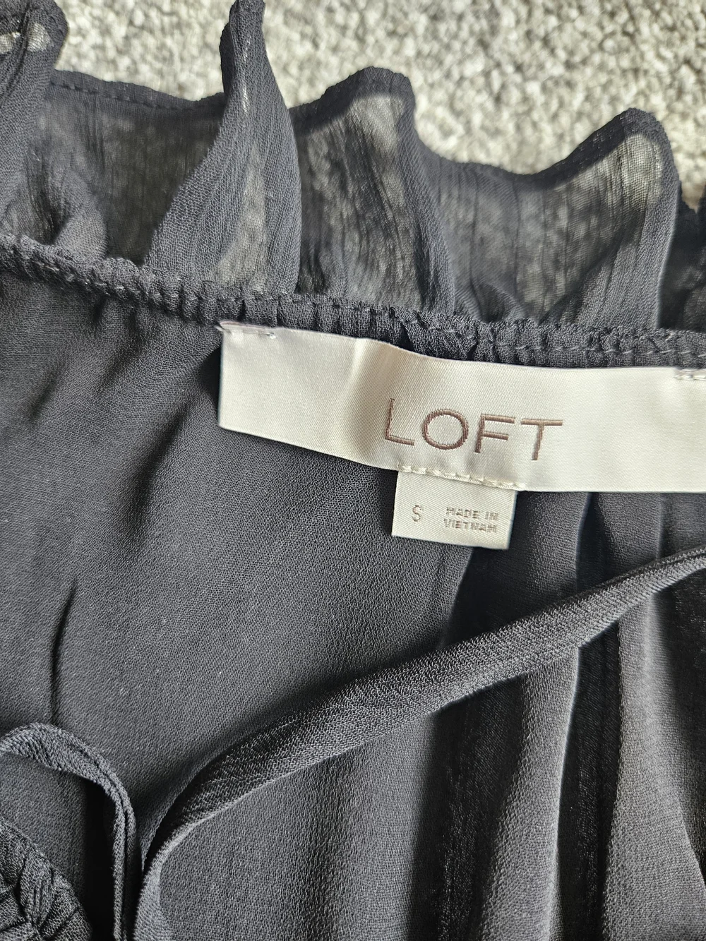 LOFT Ruffle-Neck Lace Up Puffed Short Sleeve Blouse, Small, Black